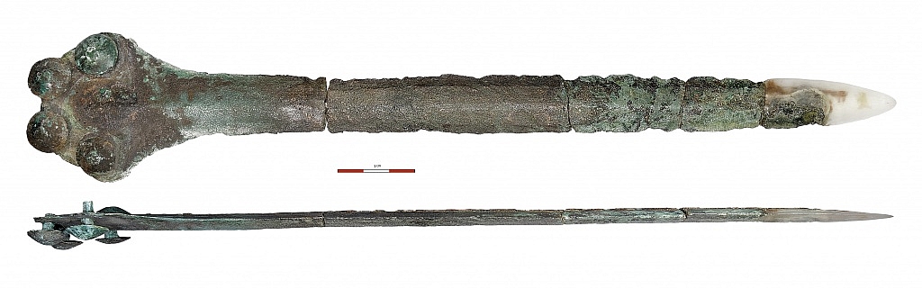 Bronzen zwaard, vindplaats Garderen, de Bergsham, Veluwe (Gelderland)